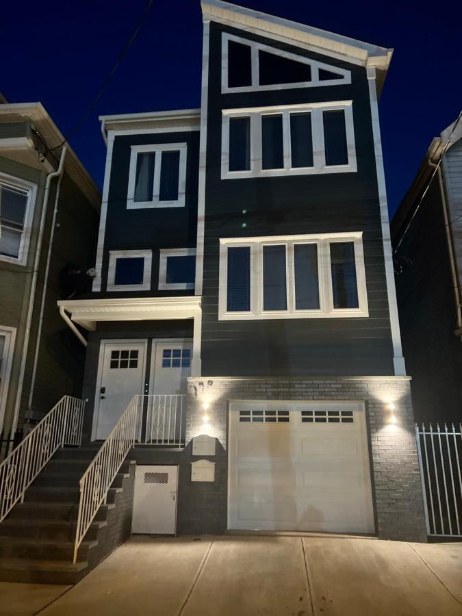 Springview Homes 12Mins From Ewr & 3 Mins From University Hospital Newark Ngoại thất bức ảnh